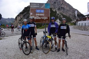 Passo Falzarego 2105m        