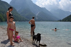 koupání v Lago del Predil 